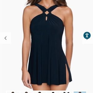 Beautiful swimsuit by Miraclesuit!